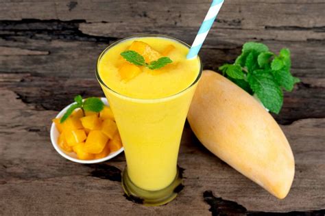 Mango Smoothie - RobinAge