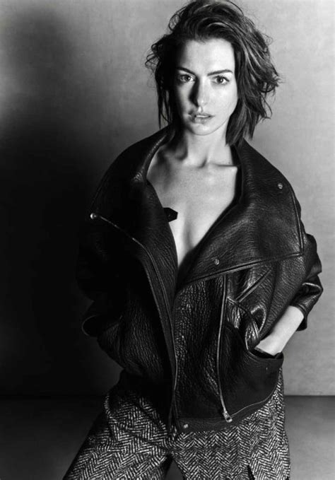 Anne Hathaway – Photoshoot for InStyleMagazine 2015 – celebsla.com