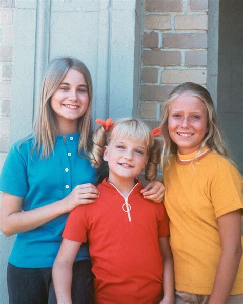 The Brady Bunch Maureen McCormick Eve Plumb Susan Olsen 8x10 inch photo
