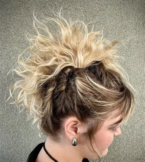 30+ Stunning Mohawk Hairstyles for Women with Short Hair – HairyDiary