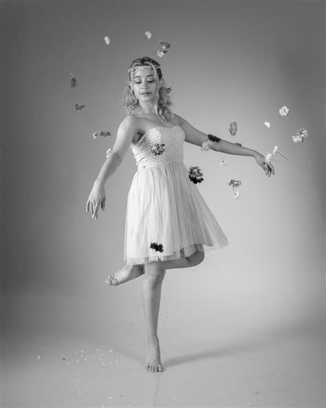 Blonde Butt Photos, Download The BEST Free Blonde Butt Stock Photos