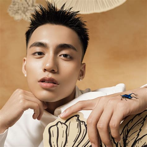 ca  mono va  hoach lap ra de vuot ban hit dau tien