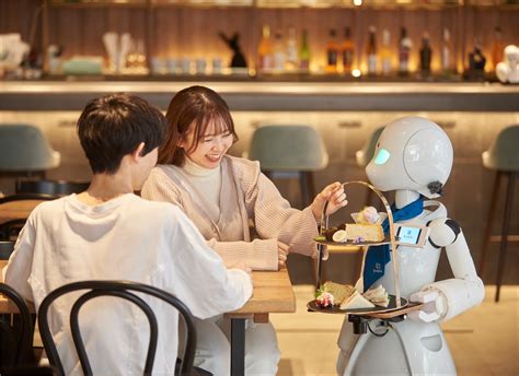 BUNSHIN Robot Café