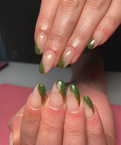 53+ Best Green French Tip Nails Designs