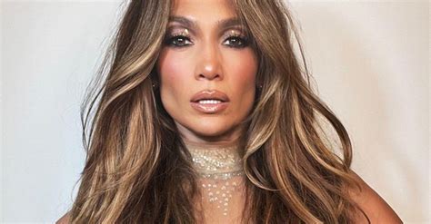 The 12 Best Hair Styling Products, According to Experts | Who What Wear