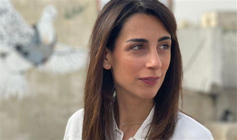 giorgia cardinaletti age career husband  cremonini