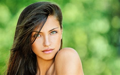 Wallpaper Of Green Eyes Girl at Thomas Lujan blog