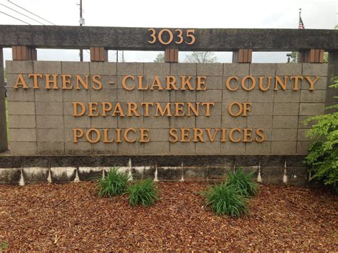 Young Girl Attack Sparks Gang Controversy — Grady Newsource