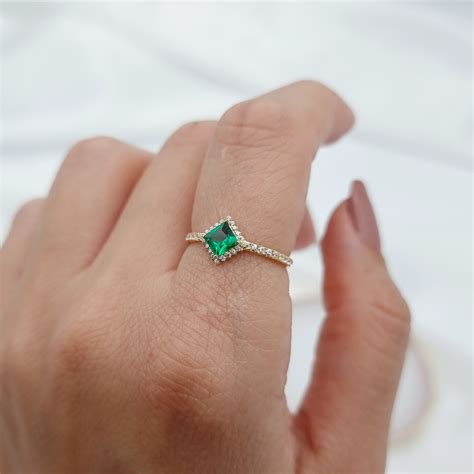 18K Pure Gold Green Stone Ring – Tala Gold Collection