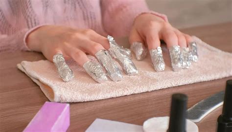 Como Tirar O Esmalte Em Gel Em Casa