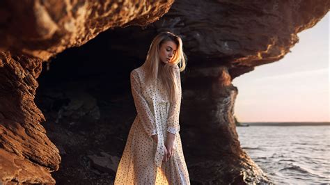 3840x2160 Blonde Girl Looking Down Nature View Sea 4k 4K ,HD 4k