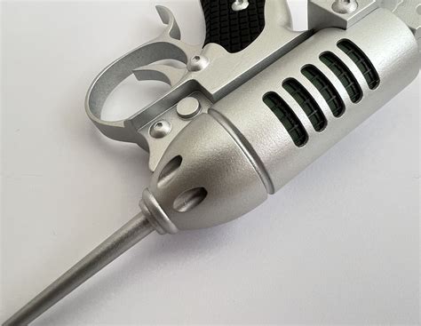 NOISY CRICKET FROM MEN IN BLACK PROP REPLICA 3D model 3D printable