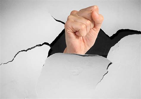 break  wall  photo  pixabay