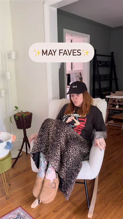 Kenzie Petty | Found a printed out nude of myself in my work station