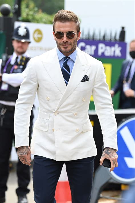 Giacca bianca uomo come David Beckham a Wimbledon | Vogue Italia
