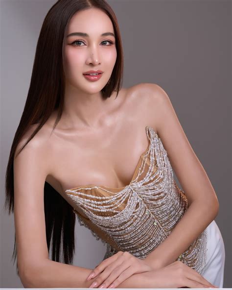 Ladyboys of Pattaya Thailand | Pattaya