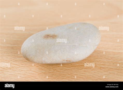 single pebble  res stock photography  images alamy