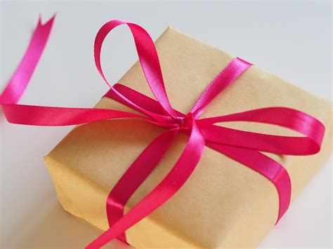 Gift vs. Present - What's the Difference? | This vs. That