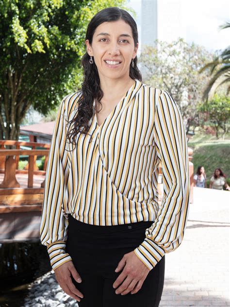 María Gabriela García | Universidad San Francisco de Quito