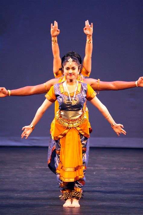 File:Indian-dance-multiple-arms.jpg - Wikimedia Commons