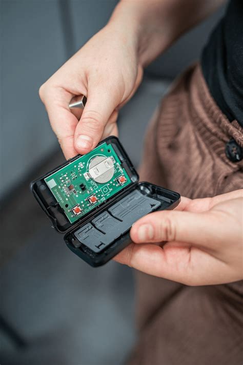 how to fix garage door opener remote