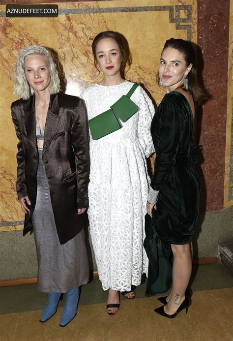 DENISA BARESOVÁ Feet - AZNudeFeet