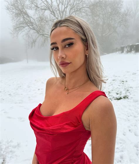 Sophiesnazz (@sophiesnazz) • Instagram photos and videos