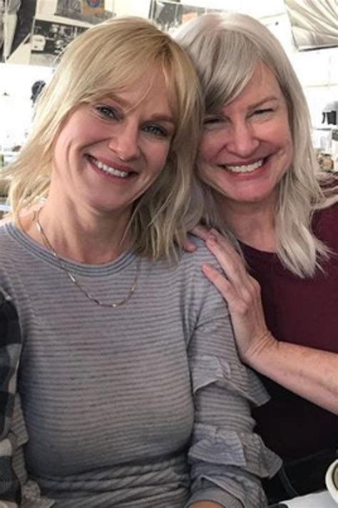 "Die Nanny": So sehen die Stars der Serie heute aus