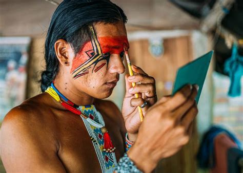 O Que Os Índios Usam Na Cabeça