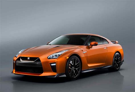nissan gt   precios motores equipamientos
