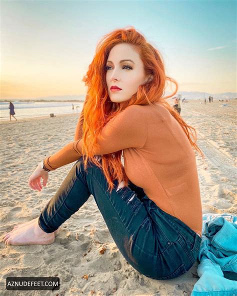 NICOLE SIMONE Feet - AZNudeFeet