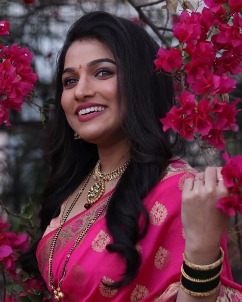 Top 10 Marathi Influencers and Bloggers - Kalakar House