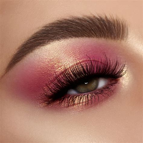 Eyeshadows For Hazel Eyes: Most Flattering Makeup Finds!
