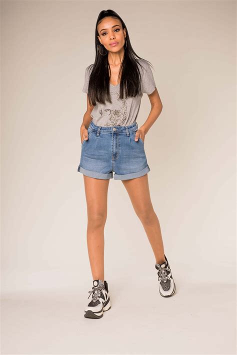 Nina Carter – Le spécialiste jeans