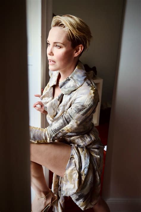 Fotos De Leslie Bibb Por Leslie Bibb Hi Res Stock Photography And