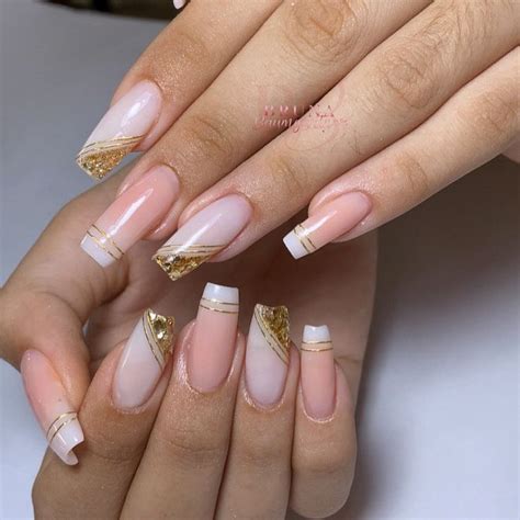 Unhas Chique E Elegante - Unha chique elegante sofisticada e delicada para ano novo | Coroa de ...
