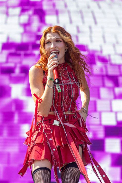 MANDY LEE Performs at Austin City Limits Music Festival at Zilker Park