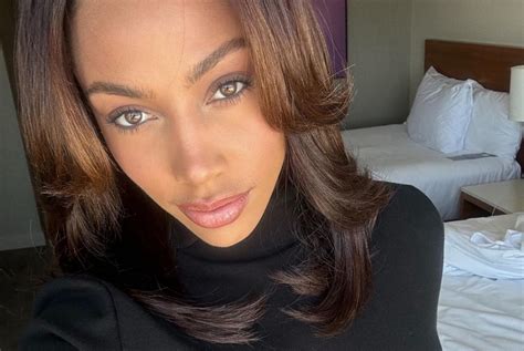 Chicago Sky Makes Shocking Change To Their Roster • Hollywood Unlocked