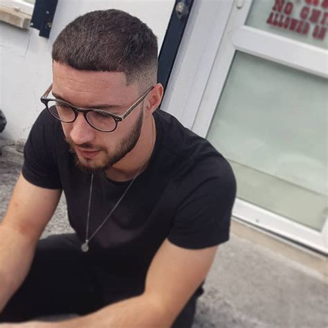 cool  fade haircuts trendy hairstyle guide