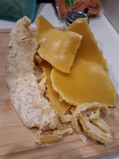 First time rendering wax - smells like eggs? : r/Beekeeping