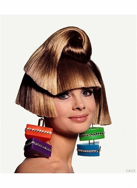 Jean Shrimpton Vogue June 1966 | Jean shrimpton, Shrimpton, 60s fashion