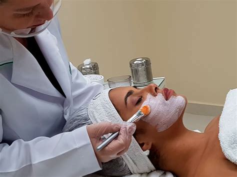 Tecnico Em Estetica - Curso Técnico em Estética - Instituto Valéria Vaz