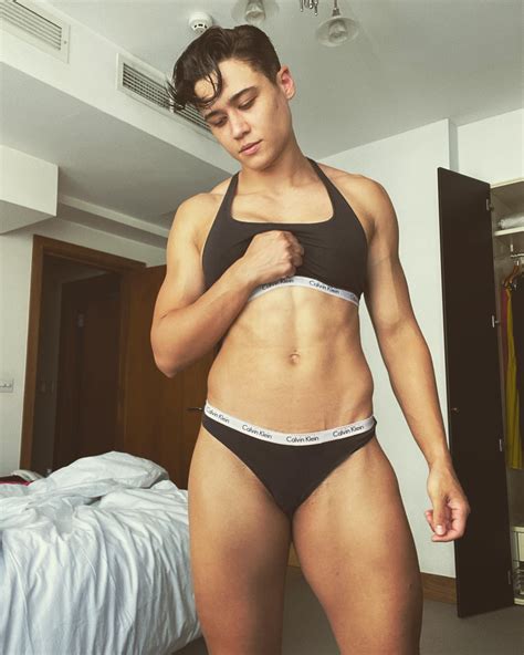 Katy O’Brian | Obligatory lesbian @calvinklein underwear post. | Instagram