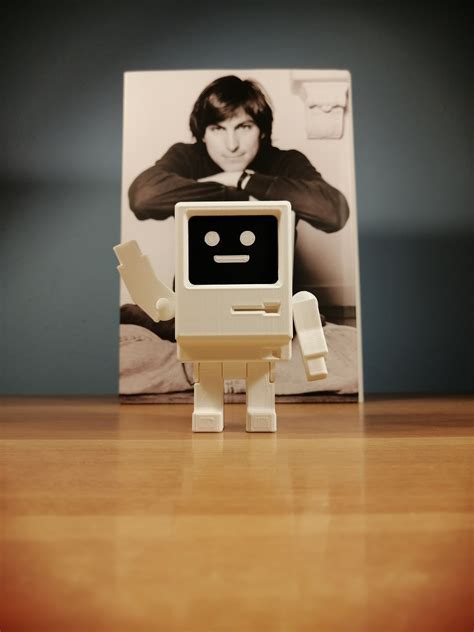 3D file hello, I am Macintosh・3D printable model to download・Cults
