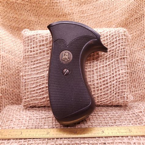 Pachmayr Compac Professional Grip for Ruger Speed-Six Round-Butt | Old