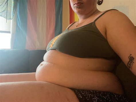 I love all BBW, SSBBW, Feedee & Gaining girls