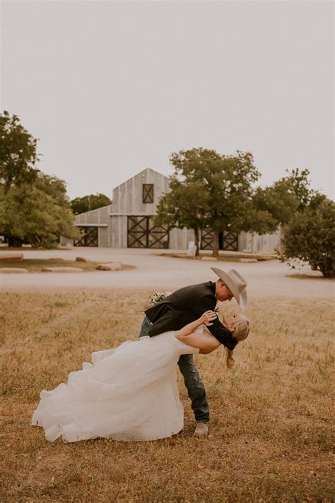 Ranch Venue Portraits — The Barn at Sparrow Creek Ranch