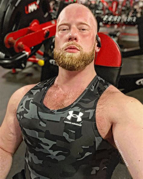 TW Pornstars - 𝚅𝚒𝚔𝚒𝚗𝚐 𝙼𝚞𝚜𝚌𝚕𝚎. Twitter. THE muscle daddy. 👊🏻. 10:17 PM