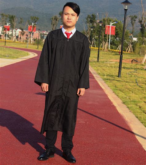 Why Are Graduation Gowns Black at Buddy Franzen blog