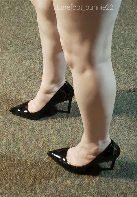 Do the heels make my feet veiny enough?! 😛 : r/veiny_feet